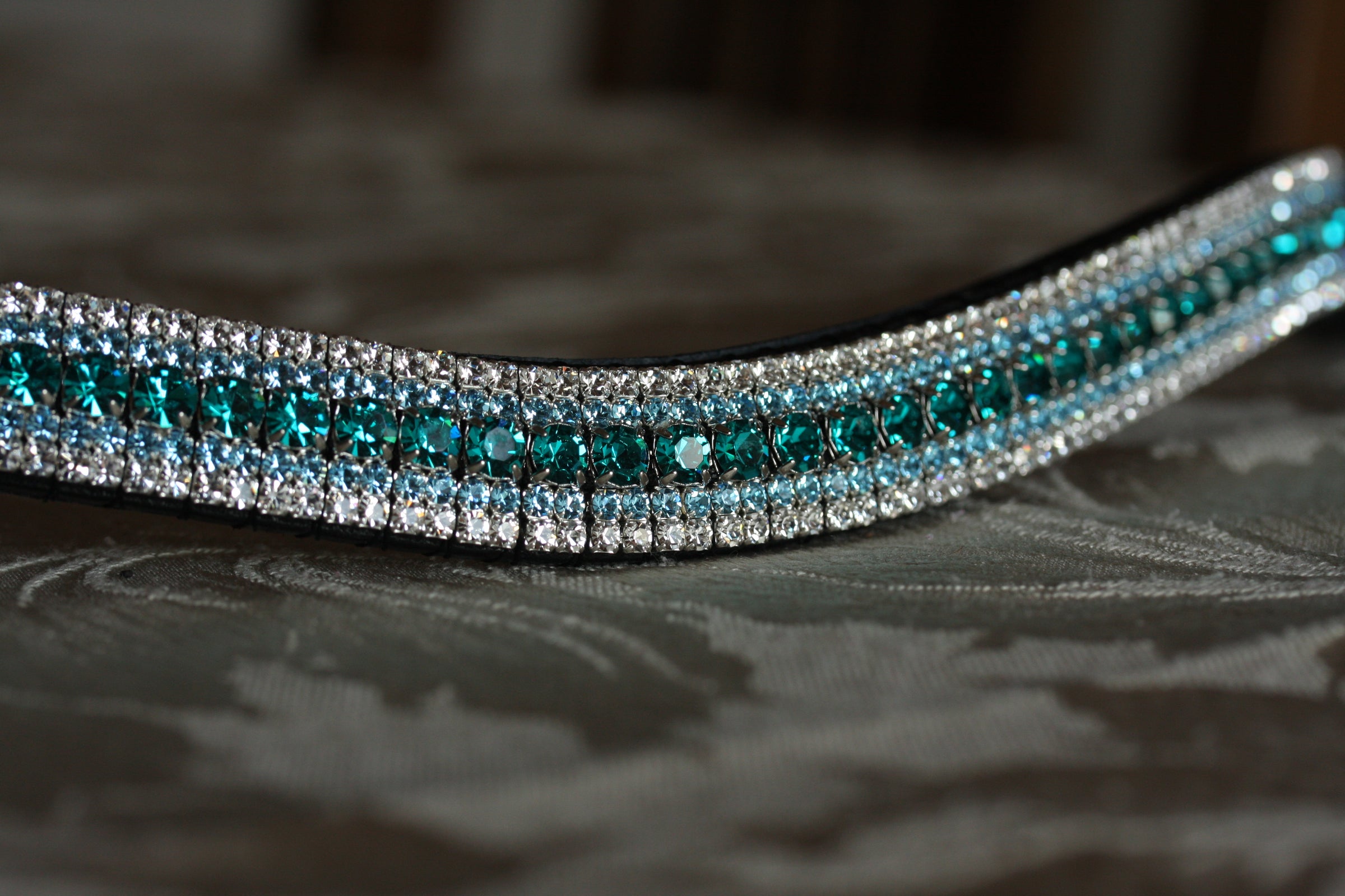 Equiture Blue Zircon, aqua and clear curve megabling browband