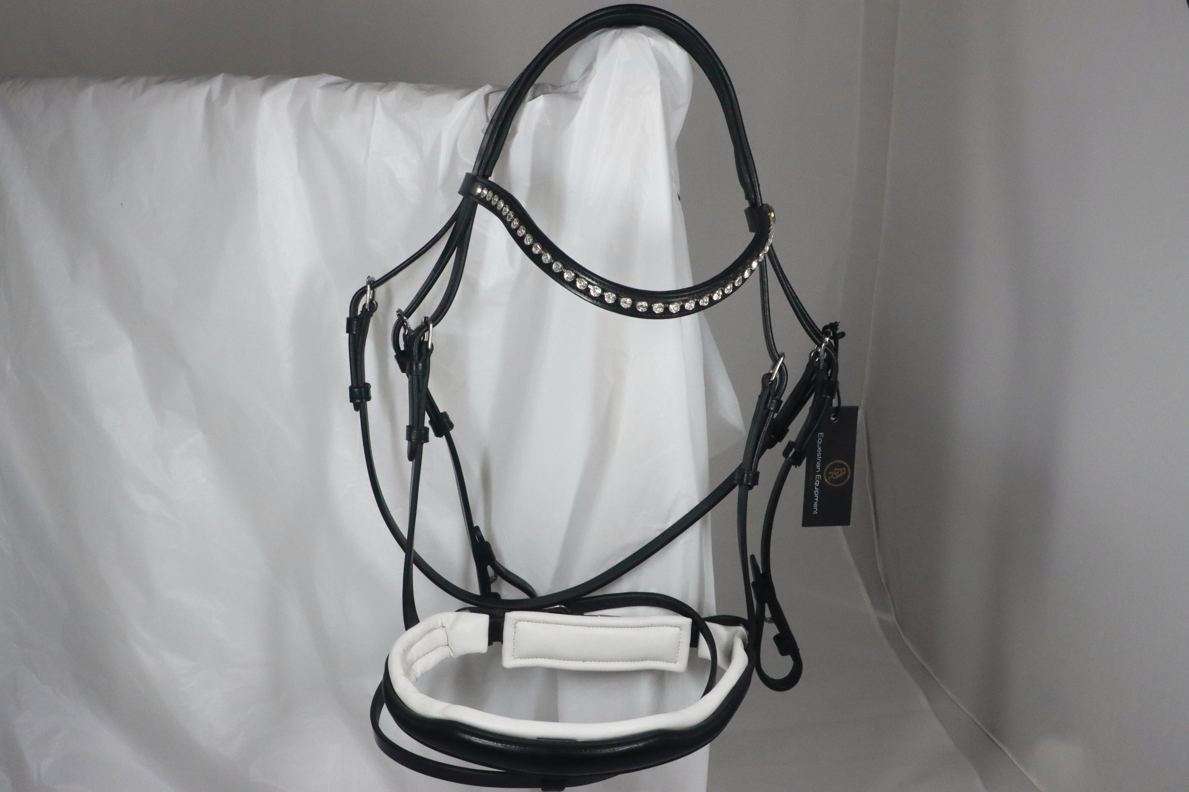 BR Newcastle black leather snaffle bridle with clear browband