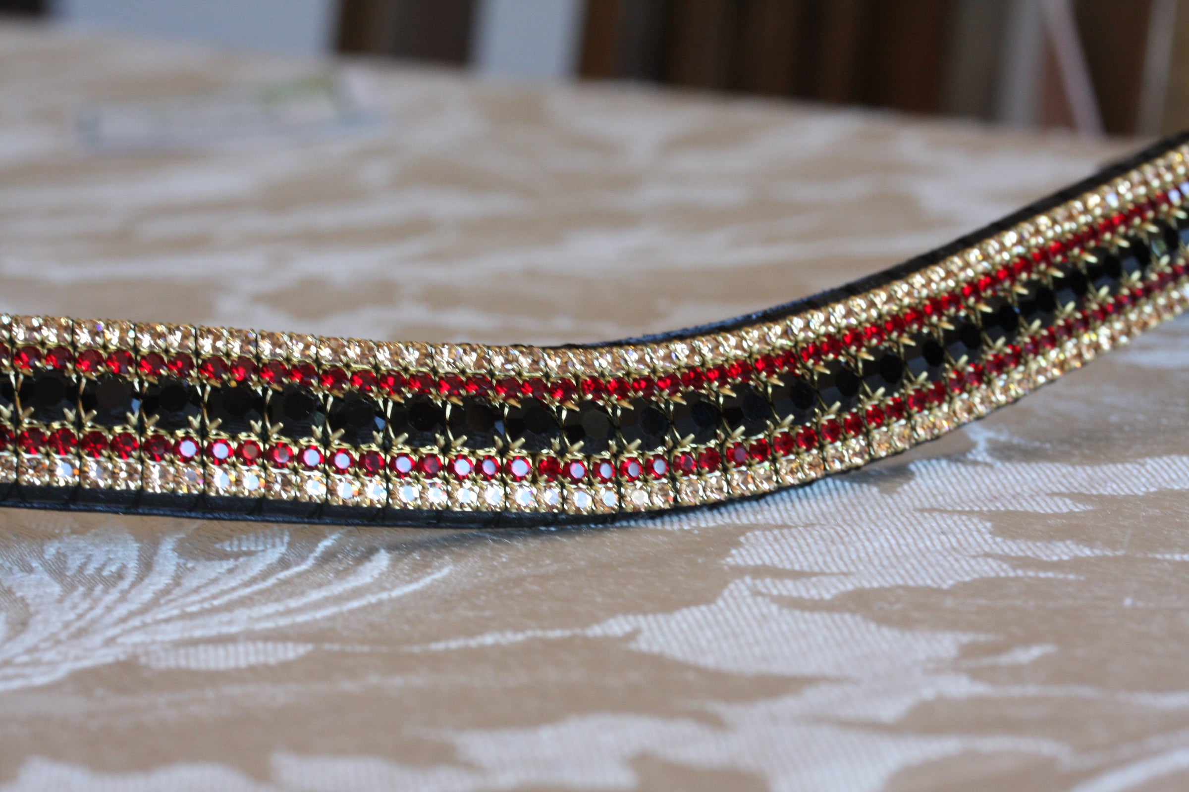 Equiture Jet, siam and light colorado megabling curve browband