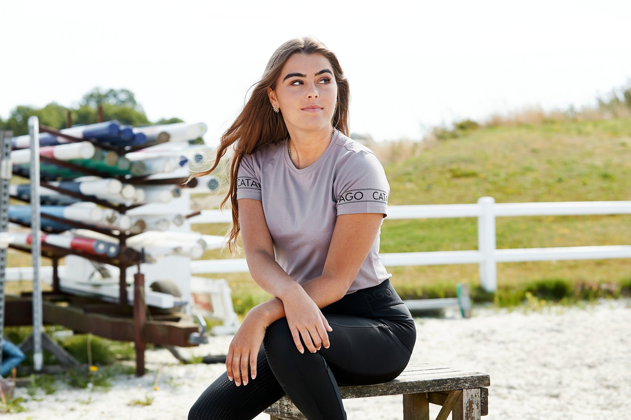 Catago Ryley gull grey t-shirt- 1 large left