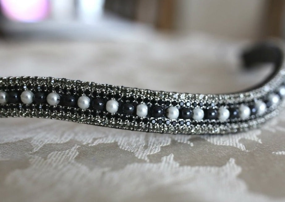 Jet and white pearl megabling curve browband