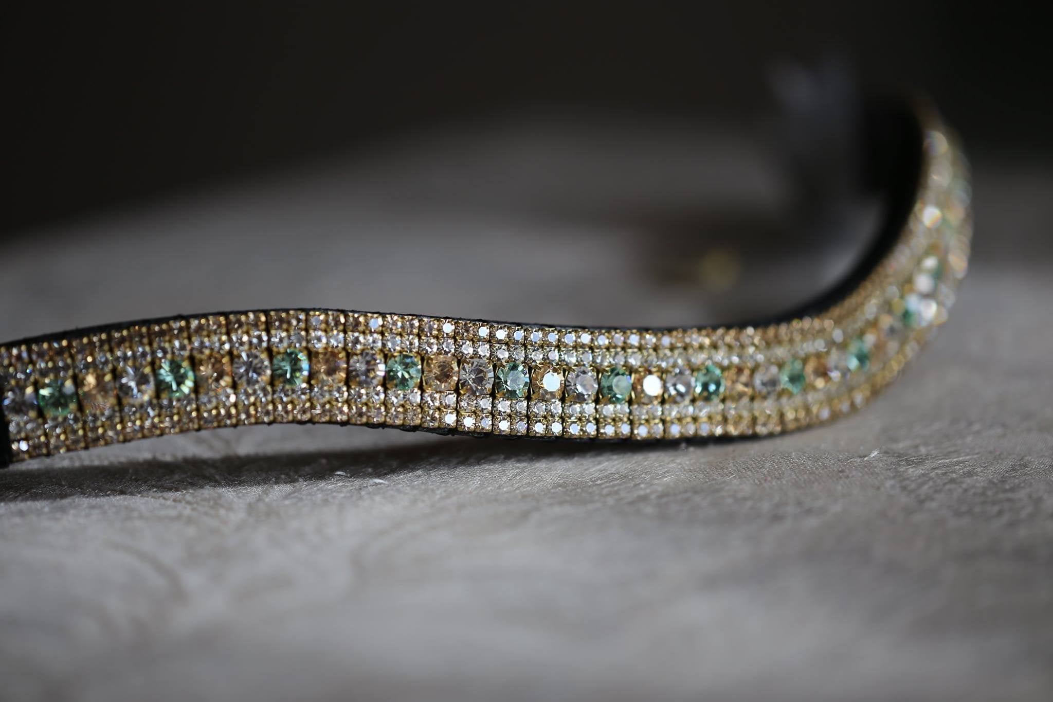 Equiture Custom alternating 3 colour megabling curve browband