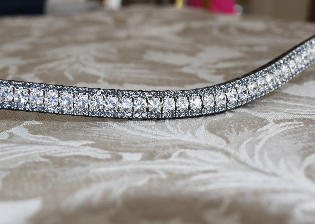 Frontal de cheval personnalisé : élégante bride de dressage en cuir - France