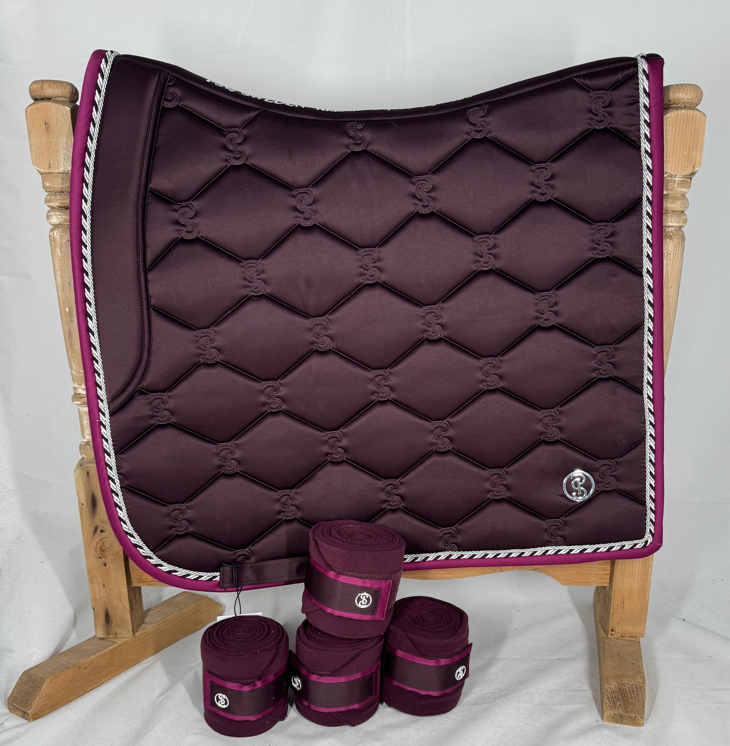 PS of Sweden Plum Signature Dressage set