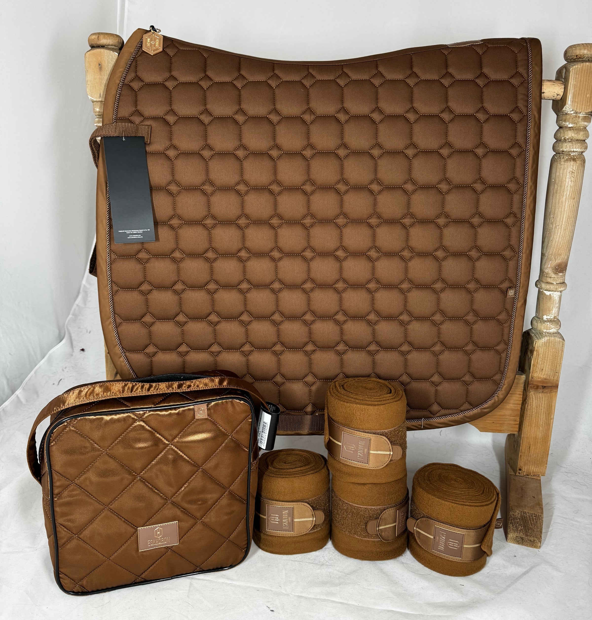 Eskadron Heritage Almond cotton set