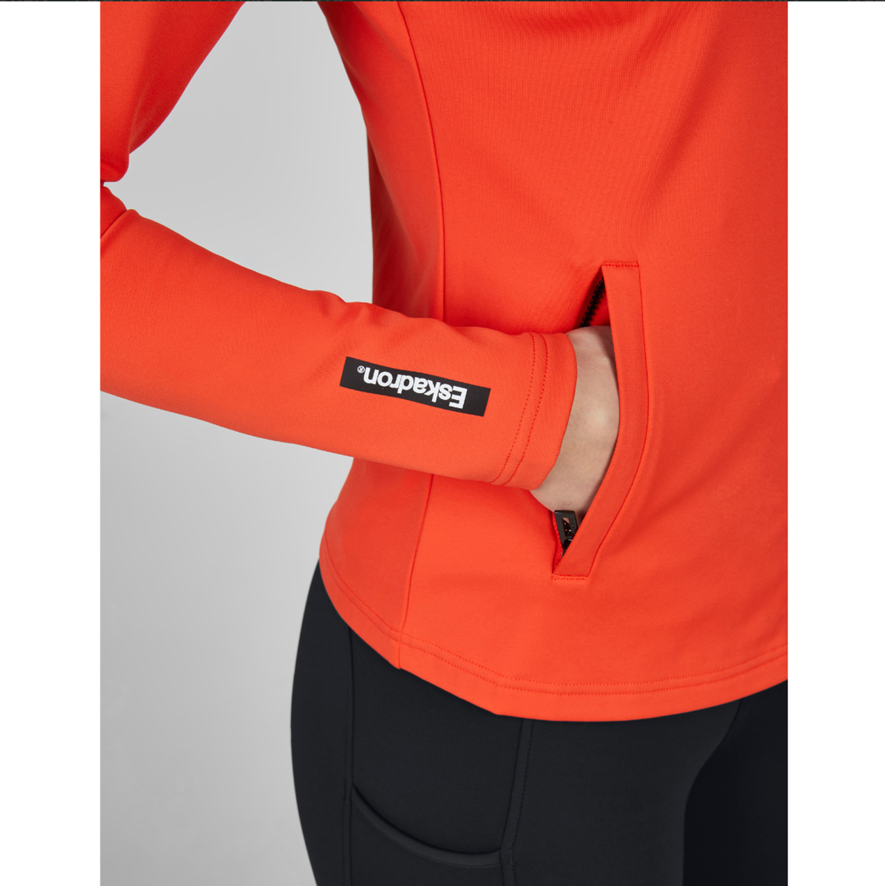 Eskadron Dynamic Poppy red zip-shirt