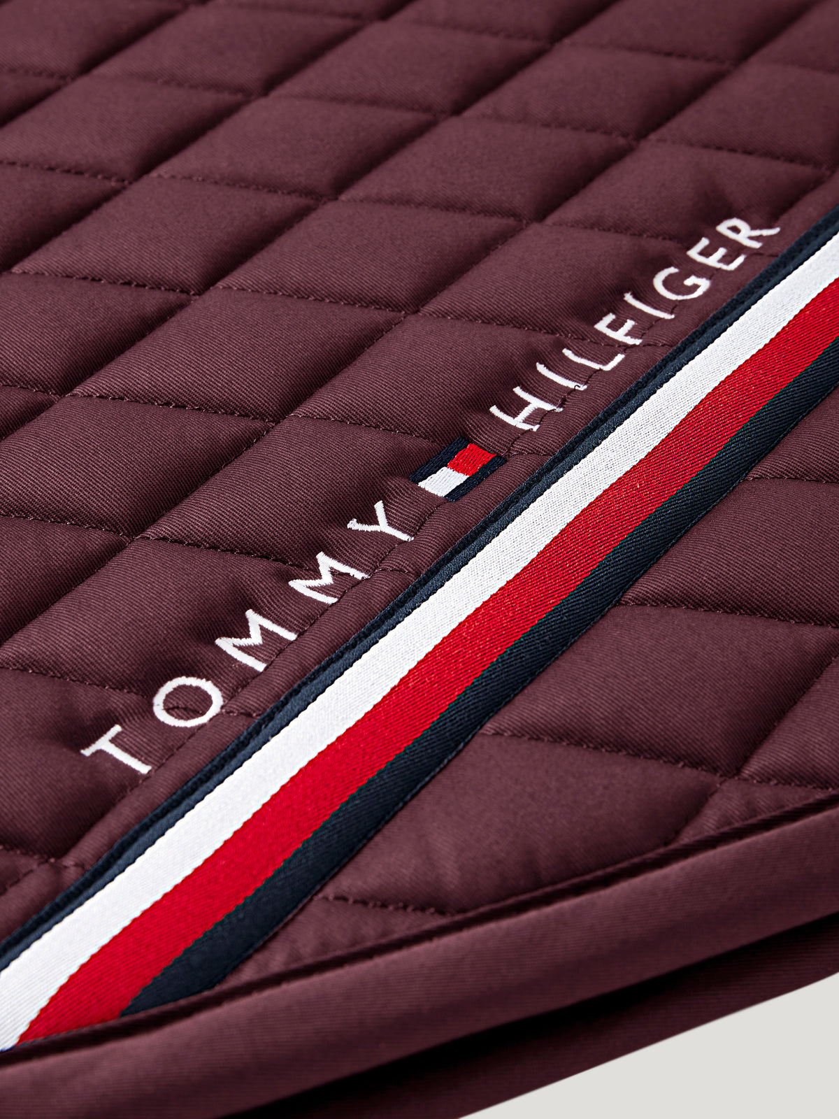 Tommy Hilfiger stanford dressage saddlepad in Deep Burgundy