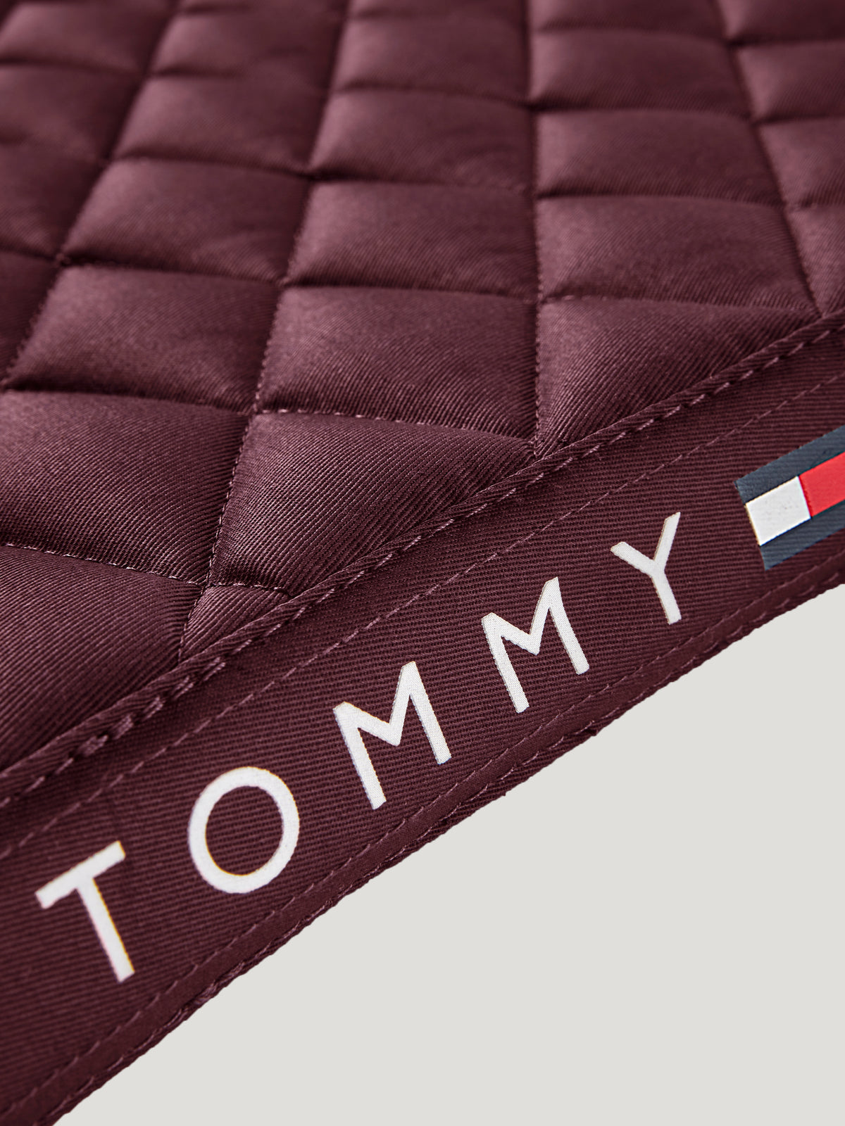 Tommy Hilfiger stanford dressage saddlepad in Deep Burgundy