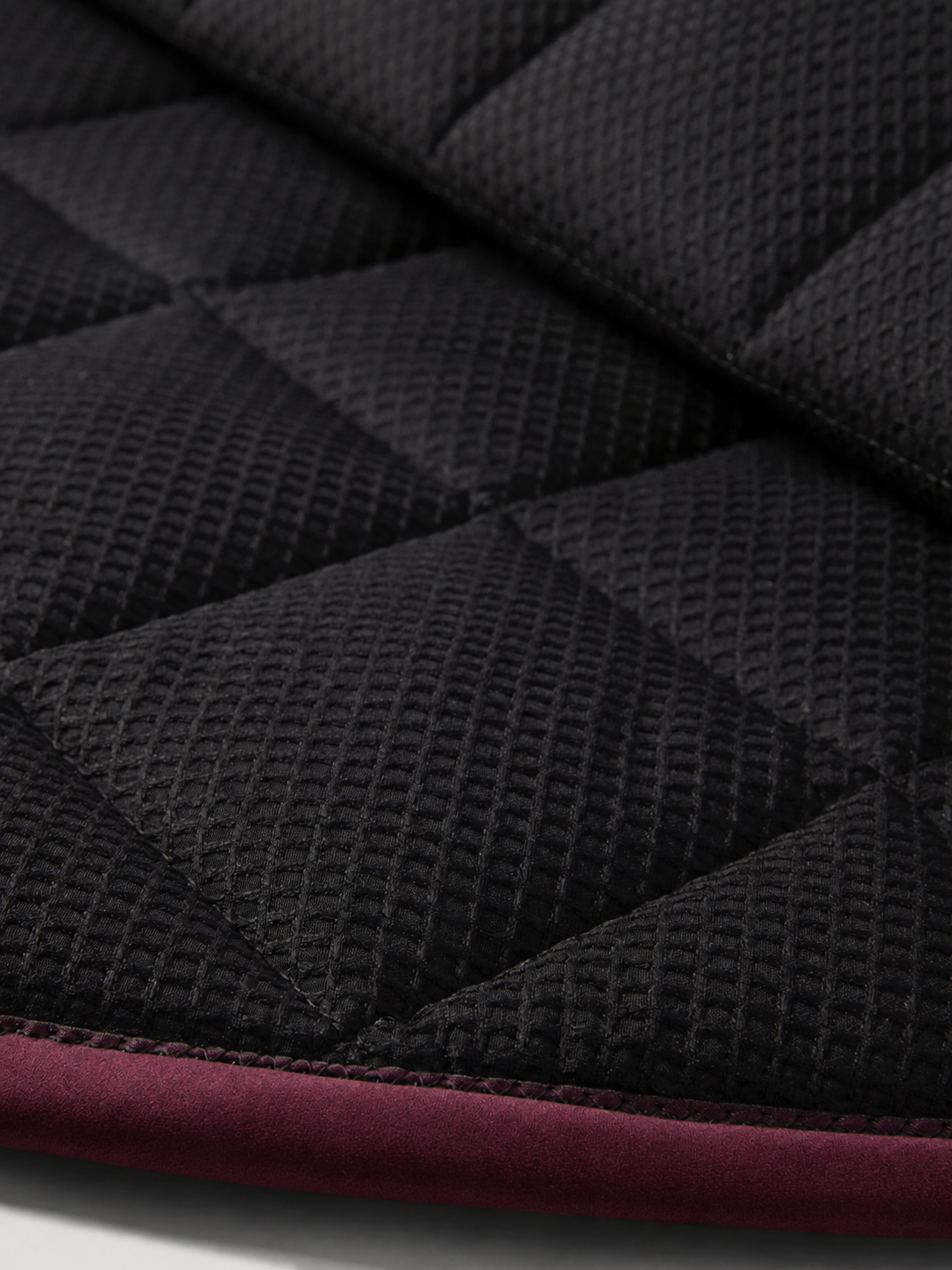 Tommy Hilfiger Parsons glitter crystal saddlepad in deep burgundy