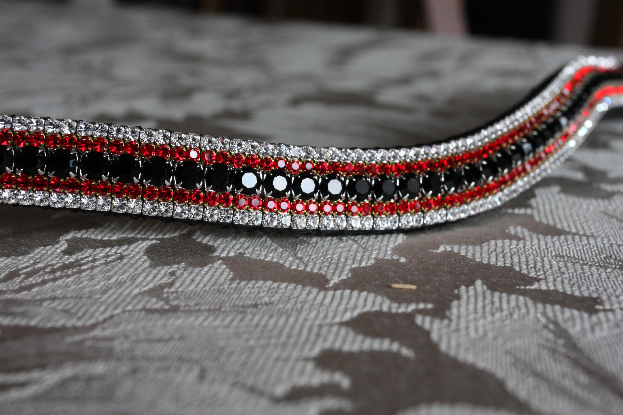 Equiture Jet, siam and clear megabling curve browband