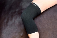 Catago FIR tech black knee support