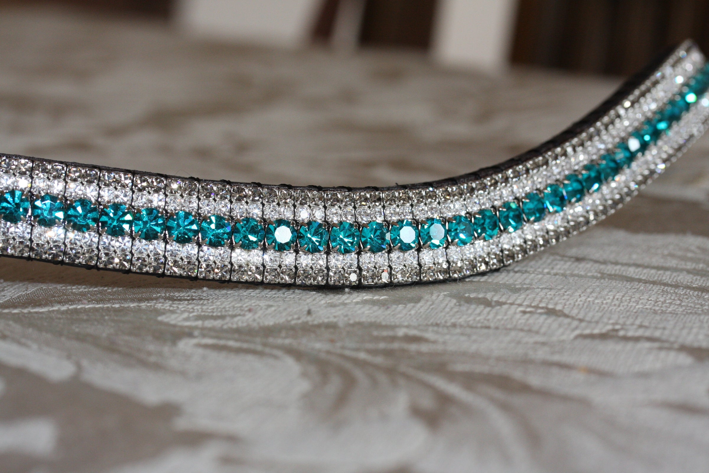 Equiture Indicolite, clear and black diamond megabling curve browband