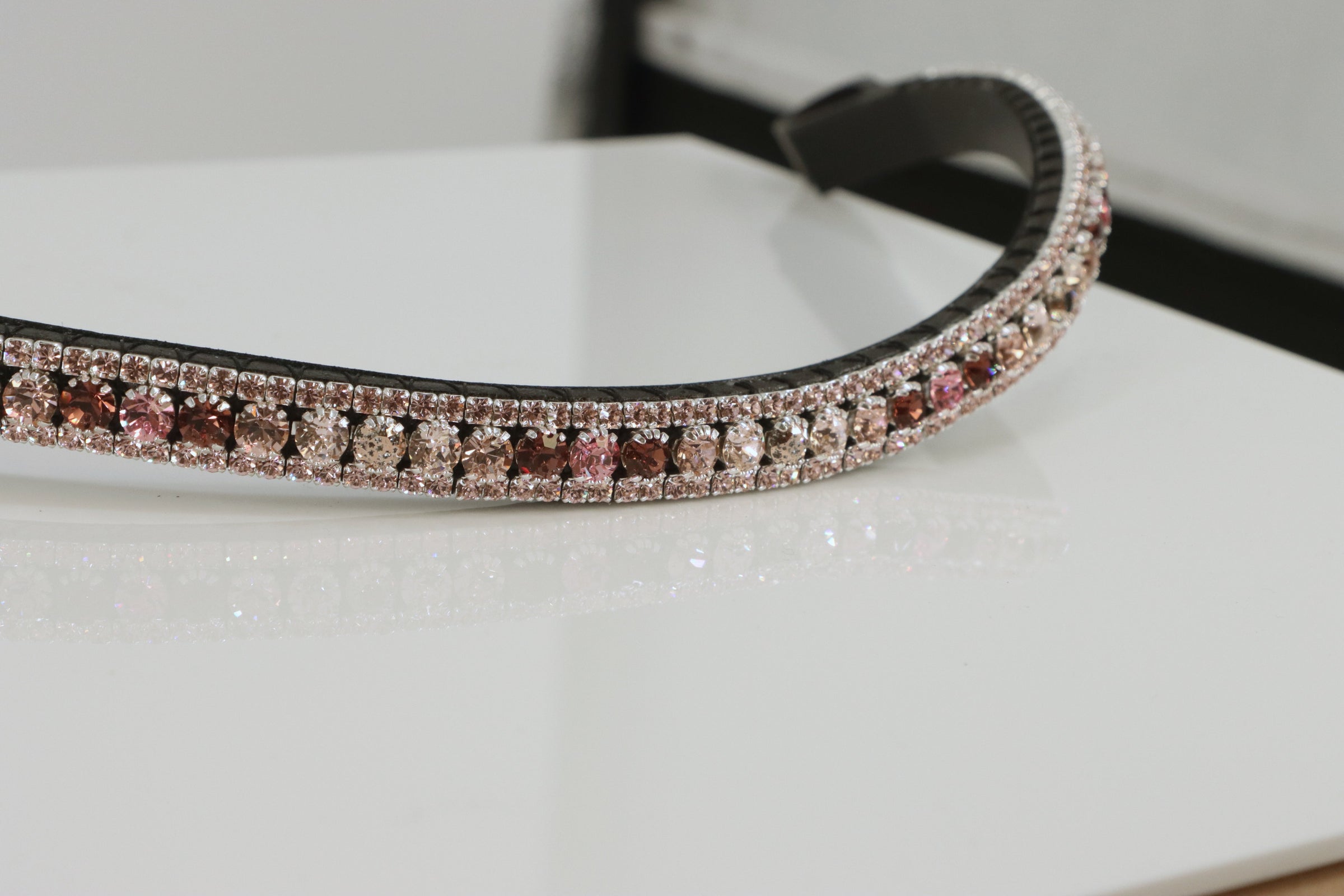 Equiture Swarovski Tiffany Strawberry Milkshake wave fade browband- full, curve, black