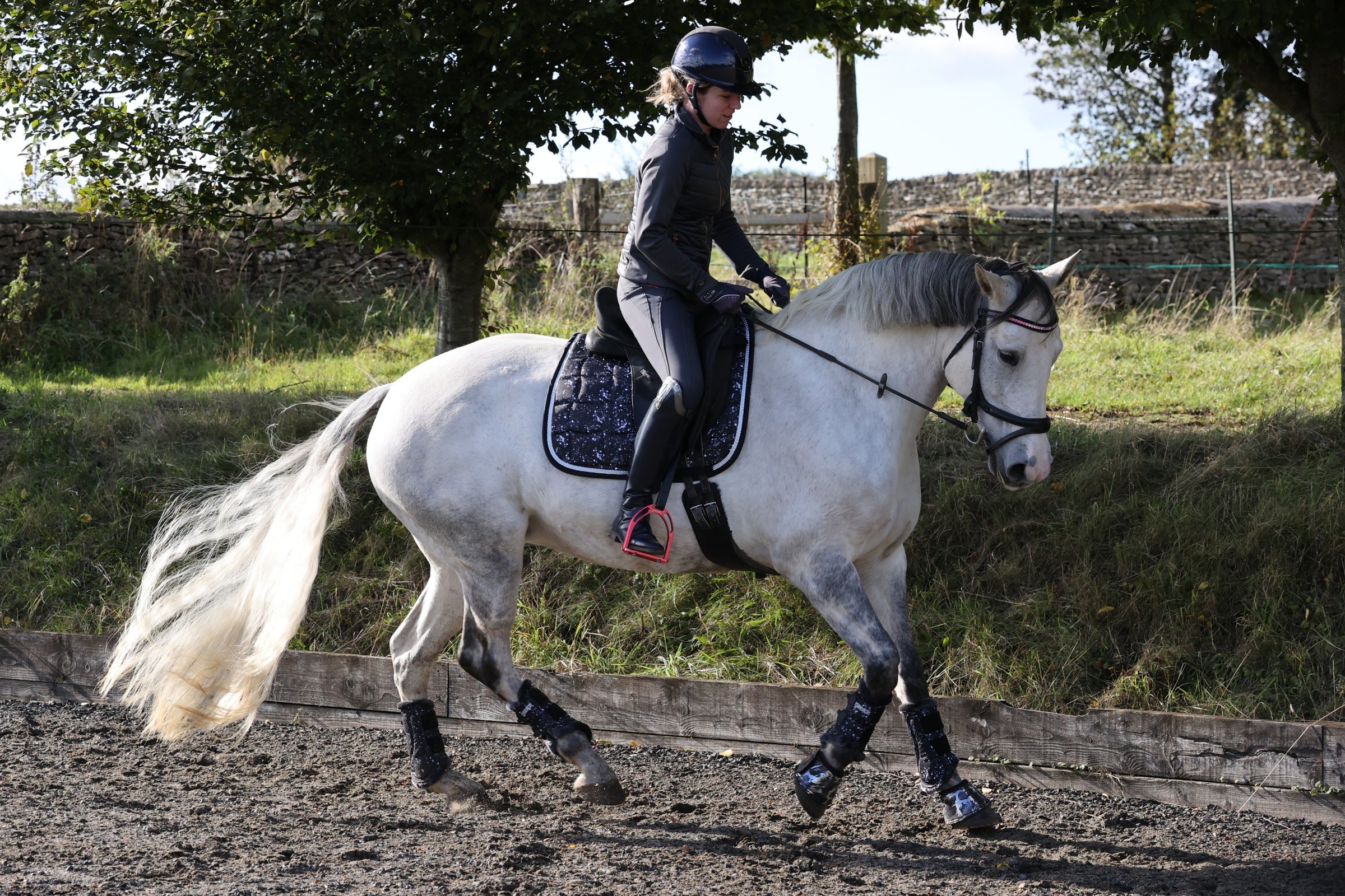 Matching horsewear and riderwear for horse riders – Matchy Dressage